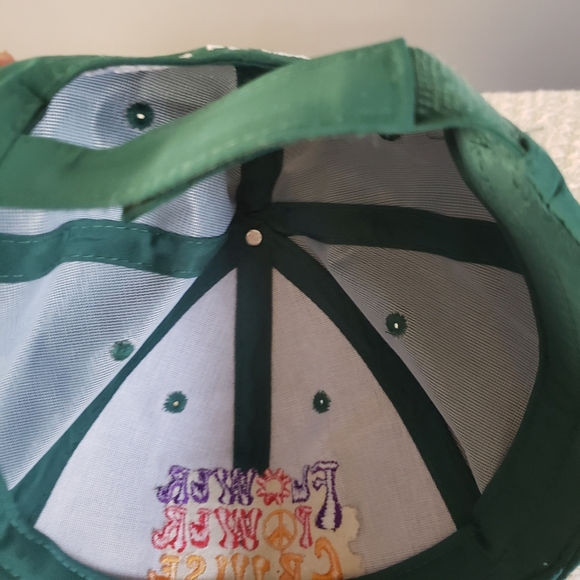 CUTE WOMANS FLOWER POWER CRUISE GREEN CAP. ADJUSTABLE. EMBROIDERED - Picture 5 of 6